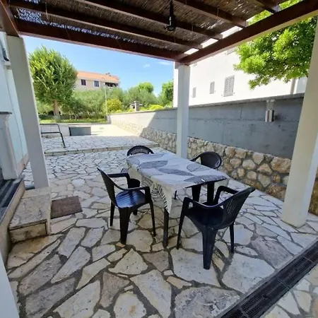 Tranquility Apartment